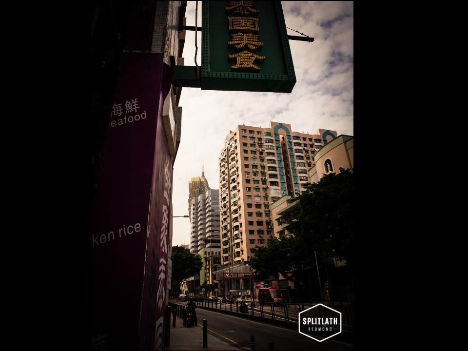 gallery-photo